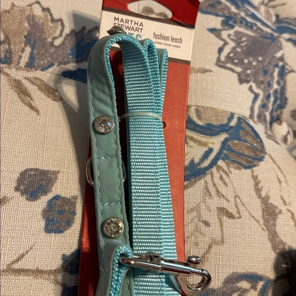Martha Stewart Pets Fashion Leash 6FT Baby Blue Velvet Rhinestone